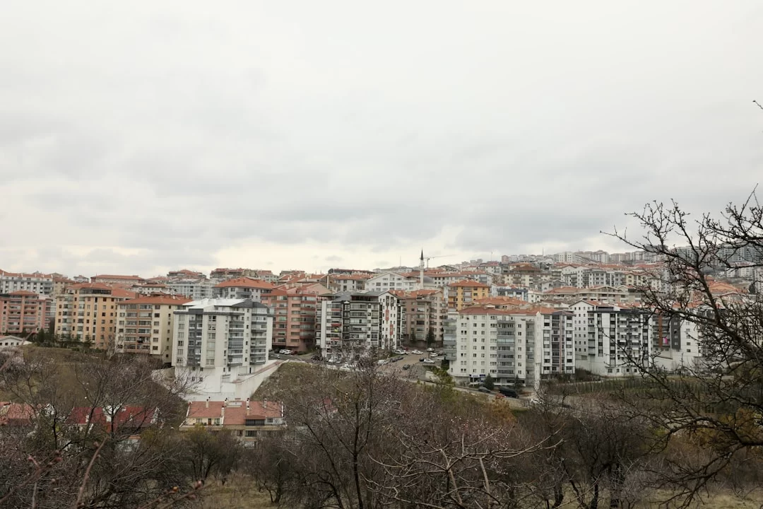 Ankara satılık daire arayanlar için merkezi konumda bir konut projesi.